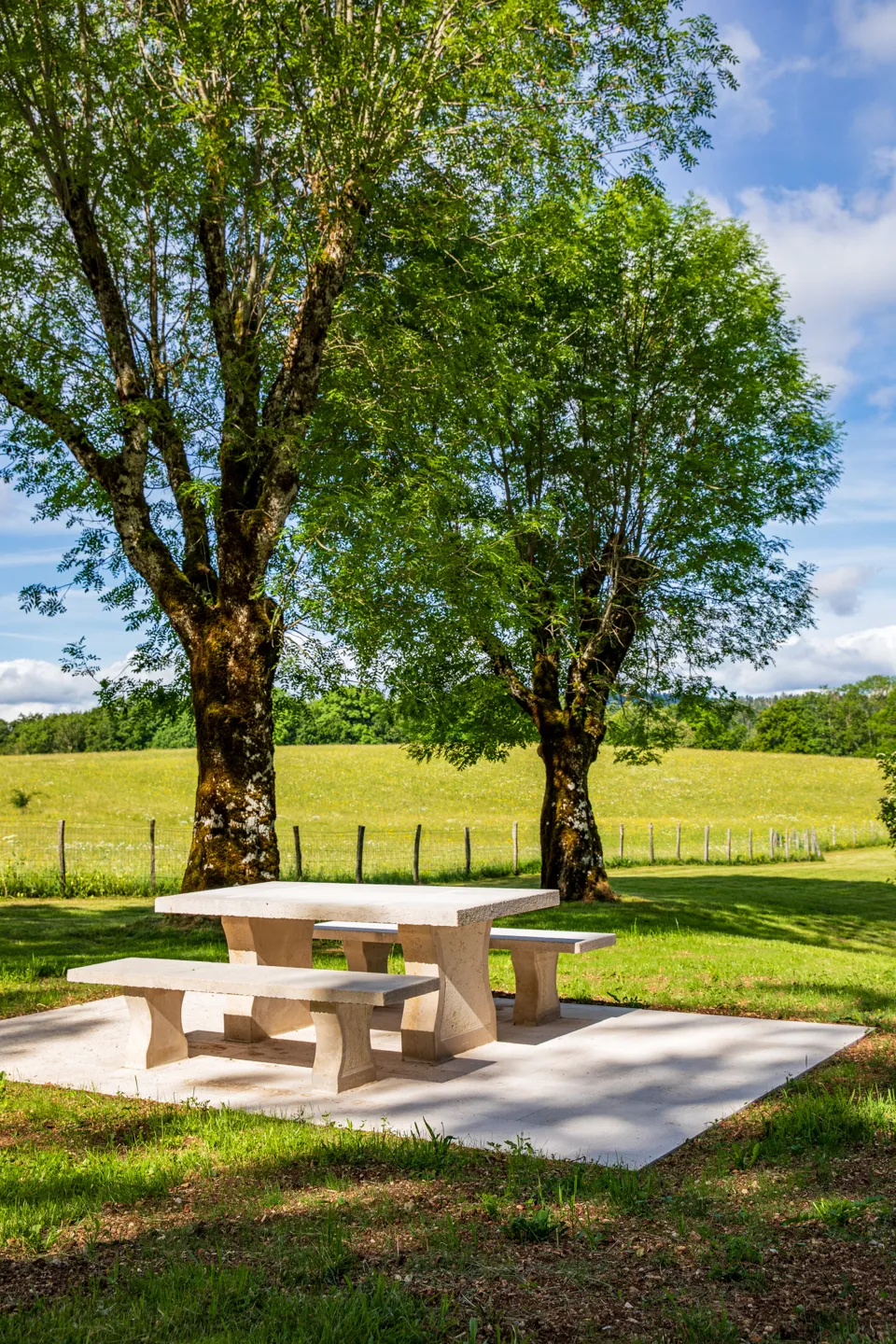 Stone table at Ferme de la Tour